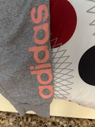 Pantalón chándal Adidas gris T. 11-12 años