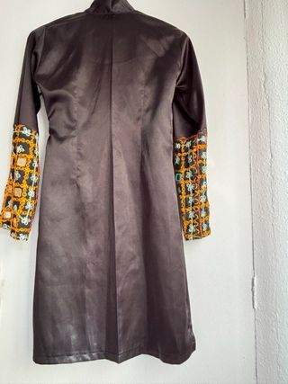 Kimono Negro Seda Brillante Bordado Talla S