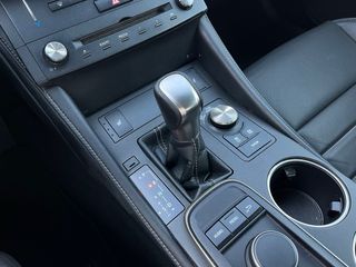 Lexus RC300h / Nacional / Hybrido