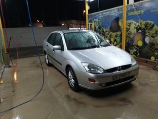 Ford Focus 1.8 TDdI 90cv