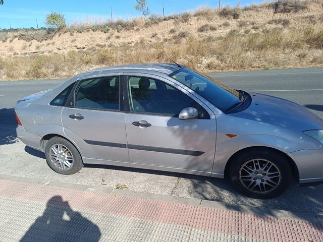Ford Focus 1.8 TDdI 90cv