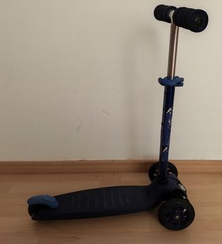 Patinete 3 ruedas azul 
Play tive
