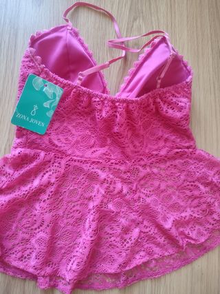Top encaje rosa