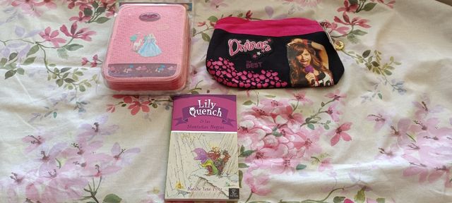 Estuche Barbie, Neceser Divinas y Libro Lily Quenc