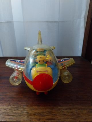 Avião de brincar e decorativo, com figuras