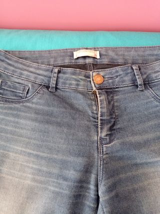 Pantalón Sfera vaquero azul  talla S