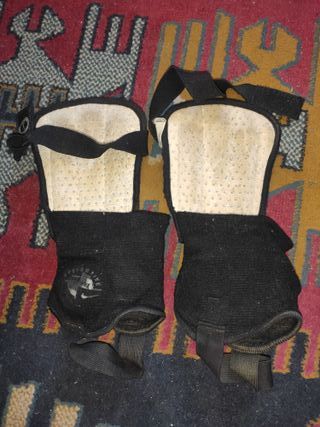 Caneleiras Futebol Nike