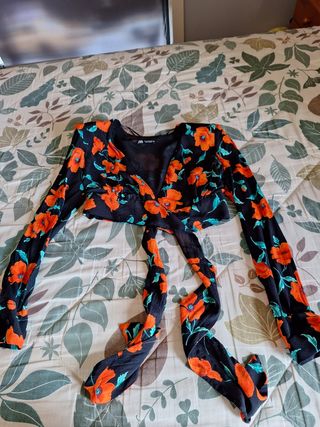 Crop top Zara flores