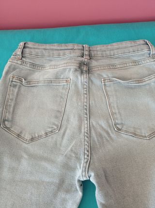 Pantalón Zara Gris Talla 38