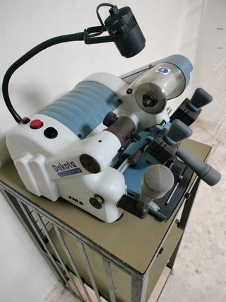 Máquina Duplicadora de Llaves JMA