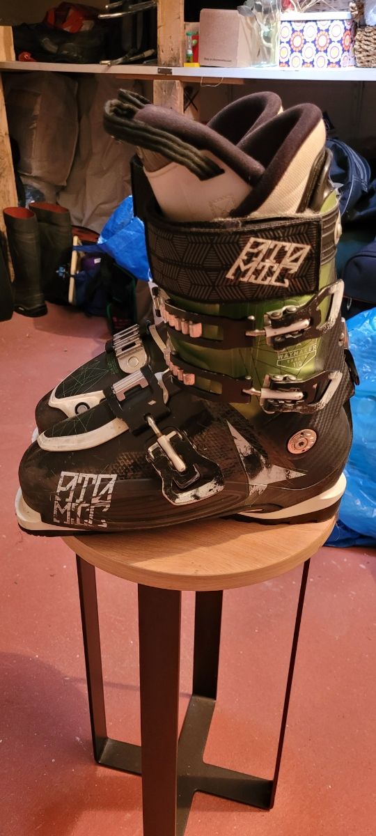 Esquís Atomic Redster X7 168cm y botas atomic