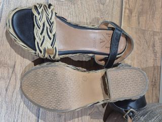 Cuñas Popa Beige y Negro