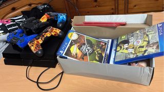 PS4 FIFA 17 + Juego Ps4 