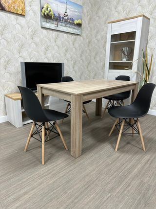 Mesa y 4 Sillas Comedor Madera