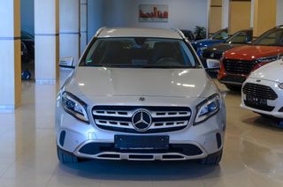Mercedes-Benz GLA 200d URBAN 7G -DCT