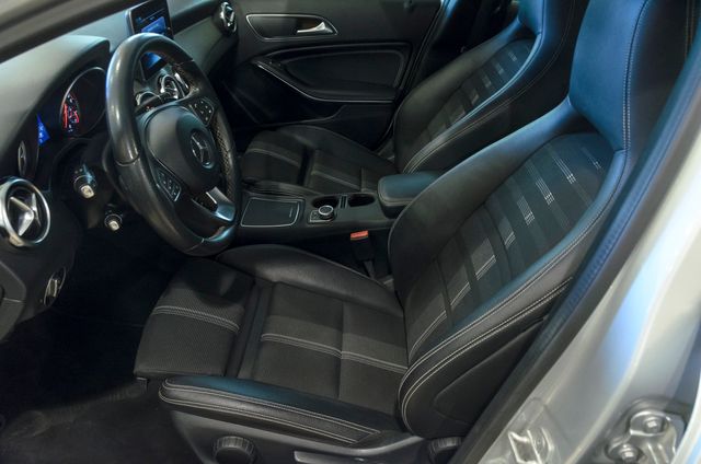 Mercedes-Benz GLA 200d URBAN 7G -DCT