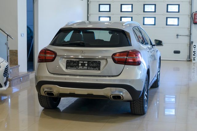 Mercedes-Benz GLA 200d URBAN 7G -DCT