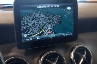 Mercedes-Benz GLA 200d URBAN 7G -DCT