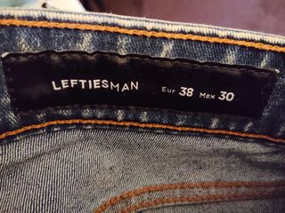 Pantalón Vaquero Azul Desgastado