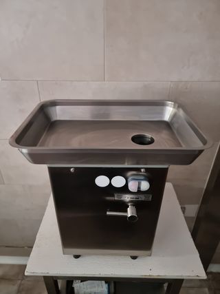 Picadora profesional carnicería P 32-98
