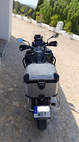 BMW F850GS Adventure TRIPLE BLACK 