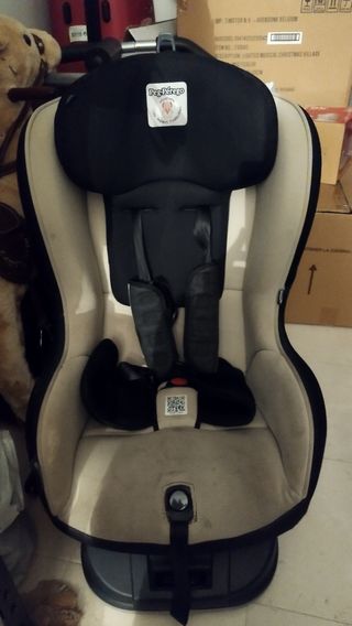 Silla de coche Peg-Pérego de 9 a 18 kg.con Isofix.