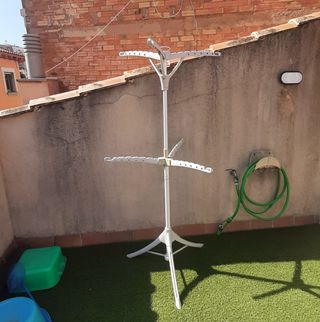 Tendedero vertical plegable