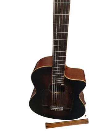 Guitarra Electroacústica Córdoba C4-CE