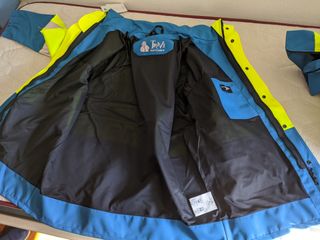 Chaqueta Lyon y cazadora Alpes  Ferrovial Nuevas