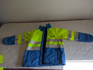 Chaqueta Lyon y cazadora Alpes  Ferrovial Nuevas
