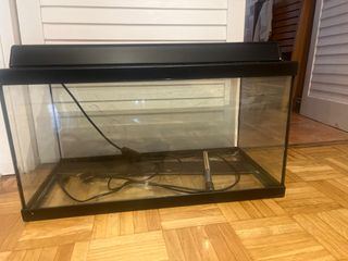 Acuario 60x30 con luz y calentador