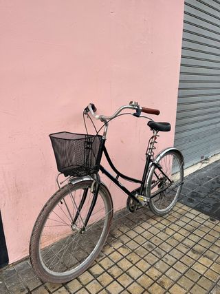 Bicicleta Paseo con Cesta