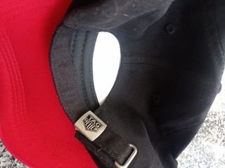 Gorra TAG HEUER Negra/ rojo  Nueva