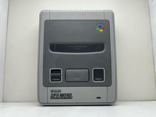 Super Nintendo PAL Console + Controller