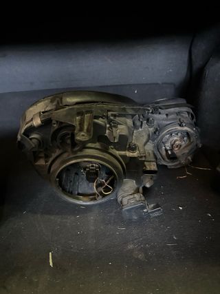 Faros Mercedes W211