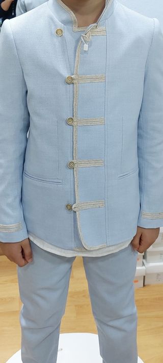 Traje comunión niño celeste