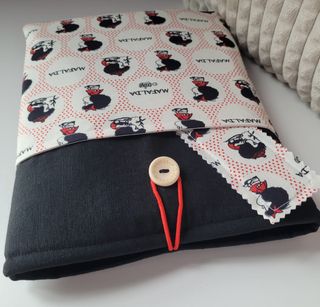 Funda para libros y marcapáginas Mafalda