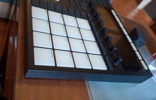 Native Instruments Maschine MK3.