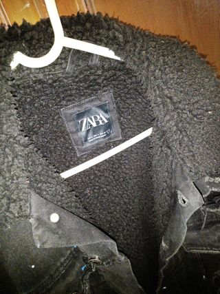 Chaqueta Zara Negra Talla M con forro