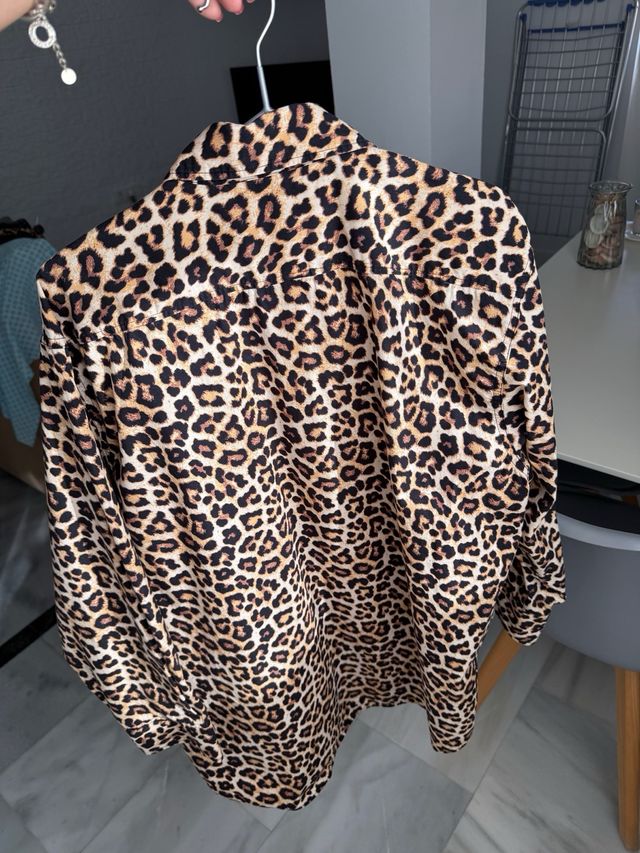 Camisa Oversize Estampado Leopardo