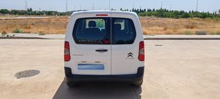 Citroen Berlingo 2021 hdi 100cv
