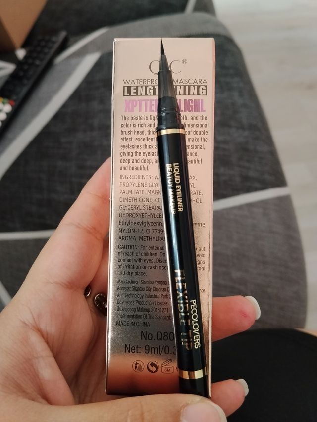 QIC Waterproof Mascara y Delineador + esponjas