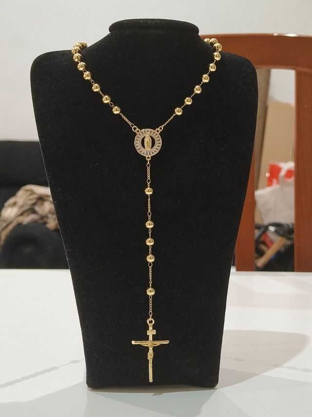 Rosario de oro laminado con medalla