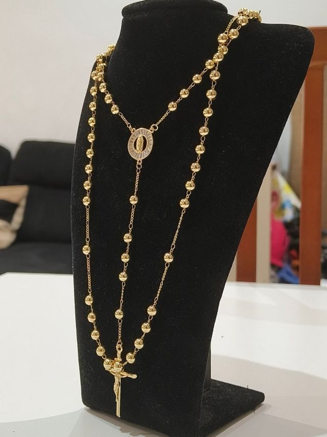 Rosario de oro laminado con medalla