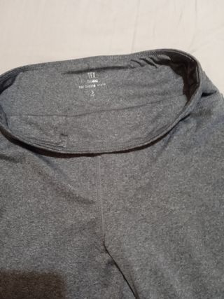 Lote Camiseta y Leggins Puma Talla S