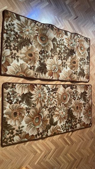 2 Alfombras de Lana con Diseño Floral