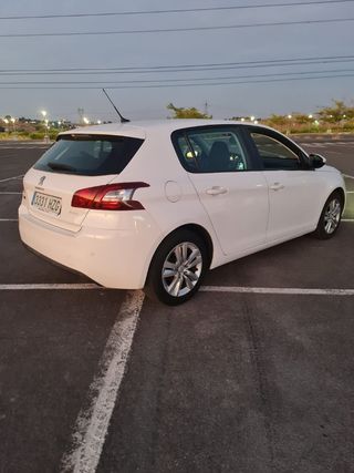Peugeot 308 2014