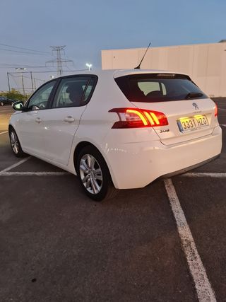 Peugeot 308 2014
