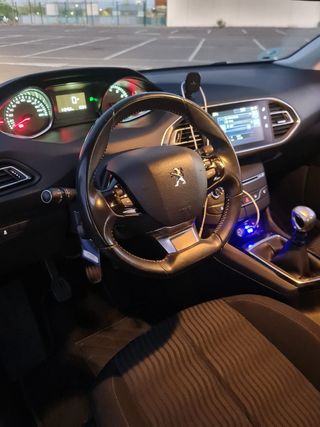 Peugeot 308 2014