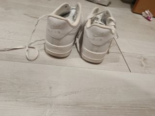 (Negociable) Zapatillas Nike Air Force 1 Blancas. 